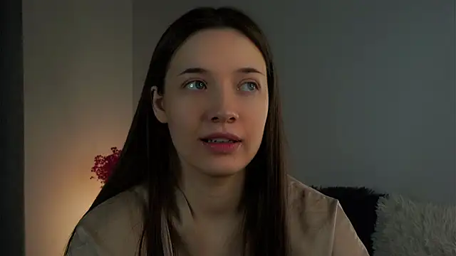 Snapshot of LowOncoming chatting on 22, 2, 2025 LowOncoming online show from 22, 2, 2025