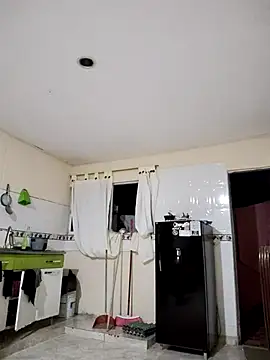 Snapshot of _maiahairy_ chatting on 2, 11, 2025 maiahairy online show from 2, 11, 2025