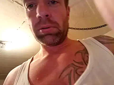 Snapshot of Timbojan28 chatting on 2, 11, 2025 Timbojan28 online show from 2, 11, 2025