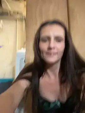 Snapshot of snowrillaxxx chatting on 20, 5, 2026 snowrillaxxx online show from 20, 5, 2026
