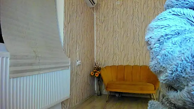 Snapshot of AishaRouhi chatting on 21, 3, 2025 AishaRouhi online show from 21, 3, 2025