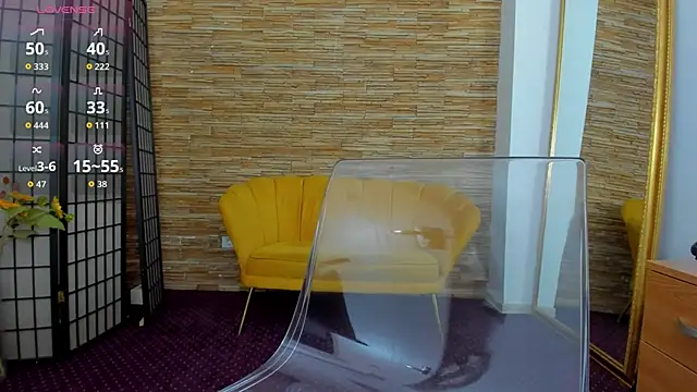 Snapshot of AishaRouhi chatting on 16, 9, 2025 AishaRouhi online show from 16, 9, 2025