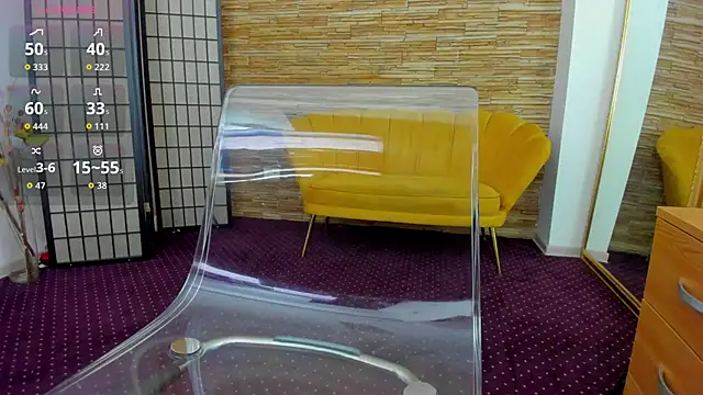 Snapshot of AishaRouhi chatting on 6, 11, 2025 AishaRouhi online show from 6, 11, 2025