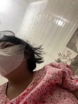 Hachi Sweetbabie  online show from 6, 3, 2026