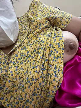 Hachi Sweetbabie  online show from 22, 3, 2026