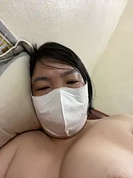 Snapshot of Hachi_Sweetbabie_ chatting on 25, 6, 2026 Hachi Sweetbabie online show from 25, 6, 2026