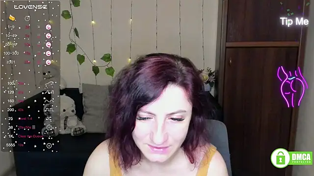 Snapshot of Muse_kitty_jenia chatting on 1, 2, 2025 Muse kitty jenia online show from 1, 2, 2025