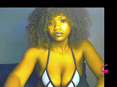 Snapshot of lilylovexx chatting on 6, 2, 2026 lilylovexx online show from 6, 2, 2026