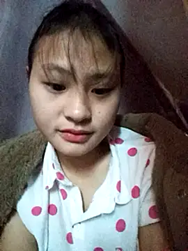 Snapshot of trieungoclnt chatting on 5, 1, 2025 trieungoclnt online show from 5, 1, 2025