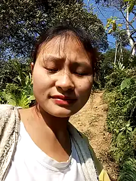 Snapshot of trieungoclnt chatting on 13, 1, 2025 trieungoclnt online show from 13, 1, 2025