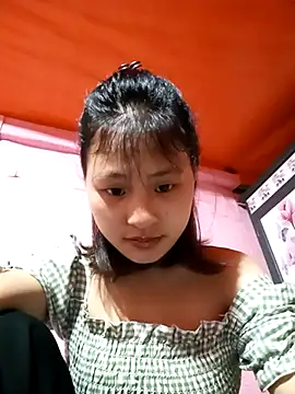 Snapshot of trieungoclnt chatting on 15, 3, 2025 trieungoclnt online show from 15, 3, 2025