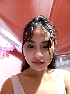 Snapshot of trieungoclnt chatting on 28, 10, 2025 trieungoclnt online show from 28, 10, 2025
