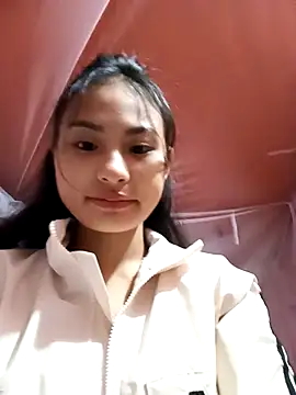 Snapshot of trieungoclnt chatting on 2, 11, 2025 trieungoclnt online show from 2, 11, 2025