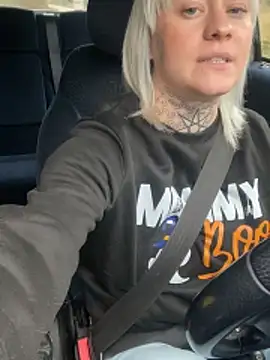 poussichienne online show from 19, 12, 2025