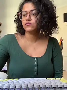 Curvydesifromgermany online show from 3, 3, 2025