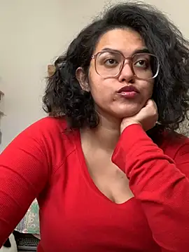 Curvydesifromgermany online show from 20, 3, 2025