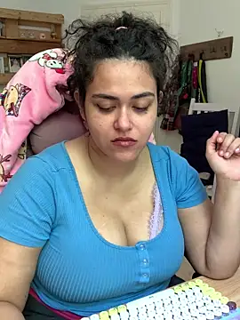 Snapshot of Curvydesifromgermany chatting on 1, 6, 2026 Curvydesifromgermany online show from 1, 6, 2026
