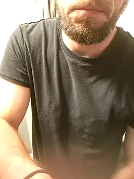 Snapshot of bigdickdaddy2184 chatting on 3, 3, 2025 bigdickdaddy2184 online show from 3, 3, 2025