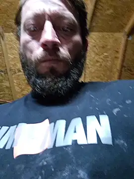 Snapshot of bigdickdaddy2184 chatting on 14, 11, 2025 bigdickdaddy2184 online show from 14, 11, 2025