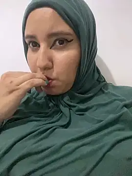 Snapshot of hannahayat chatting on 1, 2, 2025 hannahayat online show from 1, 2, 2025