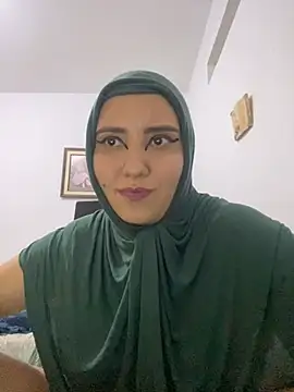 Snapshot of hannahayat chatting on 8, 3, 2025 hannahayat online show from 8, 3, 2025