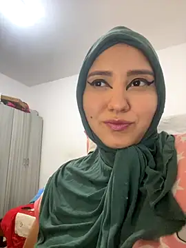 Snapshot of hannahayat chatting on 13, 9, 2025 hannahayat online show from 13, 9, 2025
