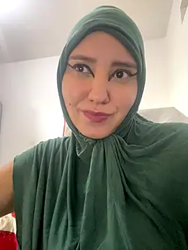 Snapshot of hannahayat chatting on 17, 9, 2025 hannahayat online show from 17, 9, 2025