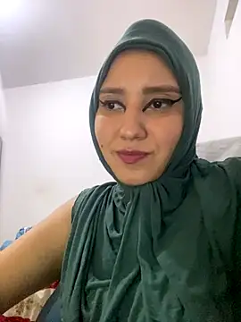 Snapshot of hannahayat chatting on 19, 9, 2025 hannahayat online show from 19, 9, 2025