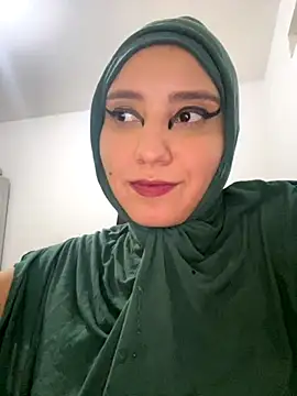 Snapshot of hannahayat chatting on 10, 10, 2025 hannahayat online show from 10, 10, 2025