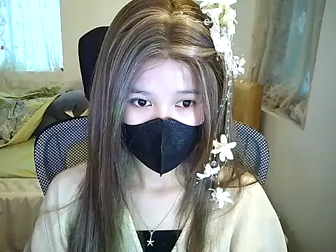 Snapshot of thithi8369 chatting on 2, 4, 2026 thithi8369 online show from 2, 4, 2026