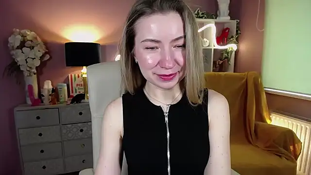 Snapshot of Mia_Tasty chatting on 9, 2, 2025 Mia Tasty online show from 9, 2, 2025