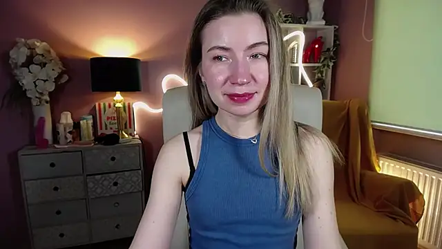 Snapshot of Mia_Tasty chatting on 11, 2, 2025 Mia Tasty online show from 11, 2, 2025