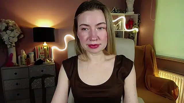 Snapshot of Mia_Tasty chatting on 16, 2, 2025 Mia Tasty online show from 16, 2, 2025