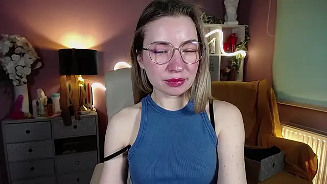 Snapshot of Mia_Tasty chatting on 16, 2, 2025 Mia Tasty online show from 16, 2, 2025