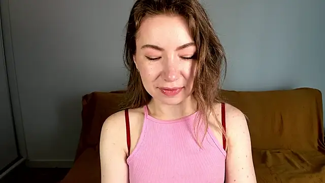 Snapshot of Mia_Tasty chatting on 8, 7, 2026 Mia Tasty online show from 8, 7, 2026