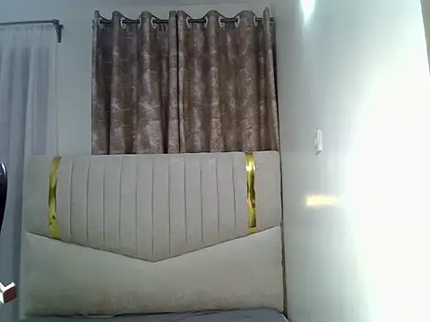 Snapshot of pretty_hearty chatting on 15, 2, 2026 pretty hearty online show from 15, 2, 2026