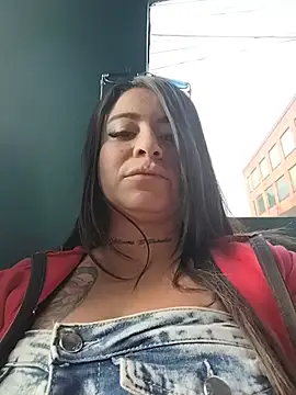 Snapshot of Alona_Evans chatting on 1, 6, 2026 Alona Evans online show from 1, 6, 2026