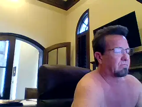 sluttydylan online show from 8, 1, 2025
