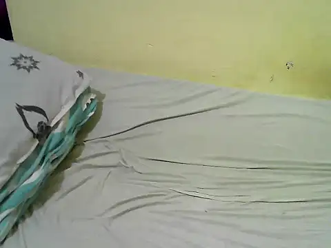 Snapshot of Quincy_joyy chatting on 22, 2, 2025 Quincy joyy online show from 22, 2, 2025