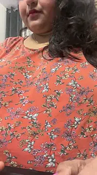 smile pretty online show from 17, 2, 2025