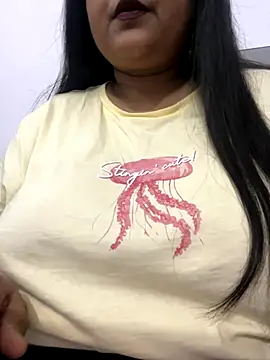 smile pretty online show from 25, 9, 2025