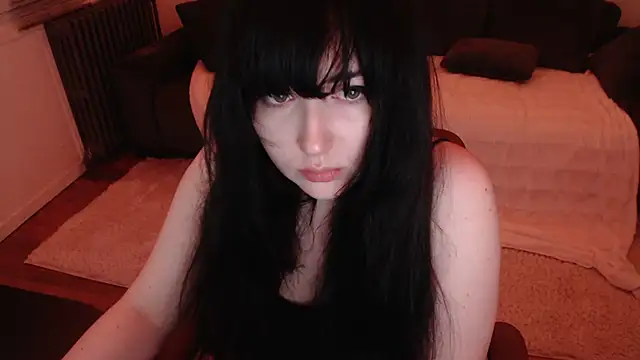 Snapshot of Lynylou chatting on 3, 12, 2024 Lynylou online show from 3, 12, 2024