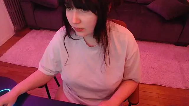 Snapshot of Lynylou chatting on 18, 1, 2025 Lynylou online show from 18, 1, 2025
