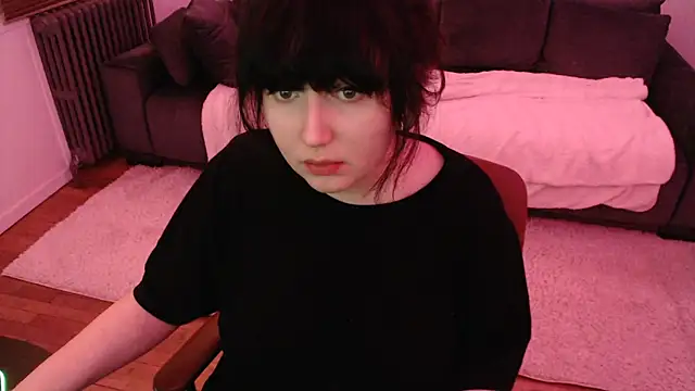 Snapshot of Lynylou chatting on 24, 1, 2025 Lynylou online show from 24, 1, 2025
