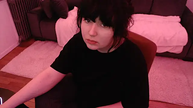 Snapshot of Lynylou chatting on 25, 1, 2025 Lynylou online show from 25, 1, 2025