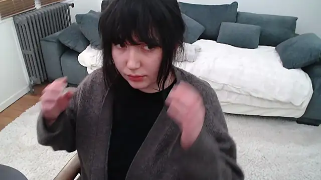 Snapshot of Lynylou chatting on 20, 2, 2025 Lynylou online show from 20, 2, 2025