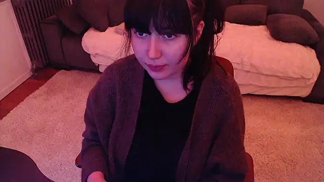 Snapshot of Lynylou chatting on 21, 2, 2025 Lynylou online show from 21, 2, 2025