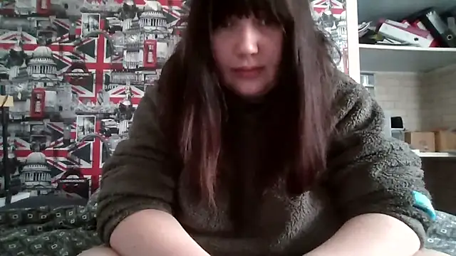 Snapshot of Lynylou chatting on 27, 9, 2025 Lynylou online show from 27, 9, 2025