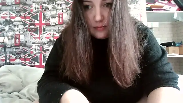 Snapshot of Lynylou chatting on 8, 10, 2025 Lynylou online show from 8, 10, 2025