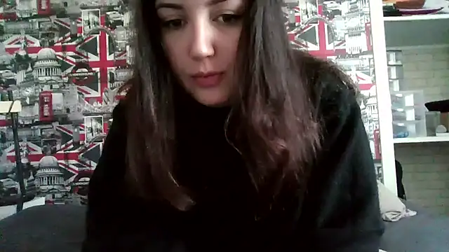 Snapshot of Lynylou chatting on 10, 10, 2025 Lynylou online show from 10, 10, 2025
